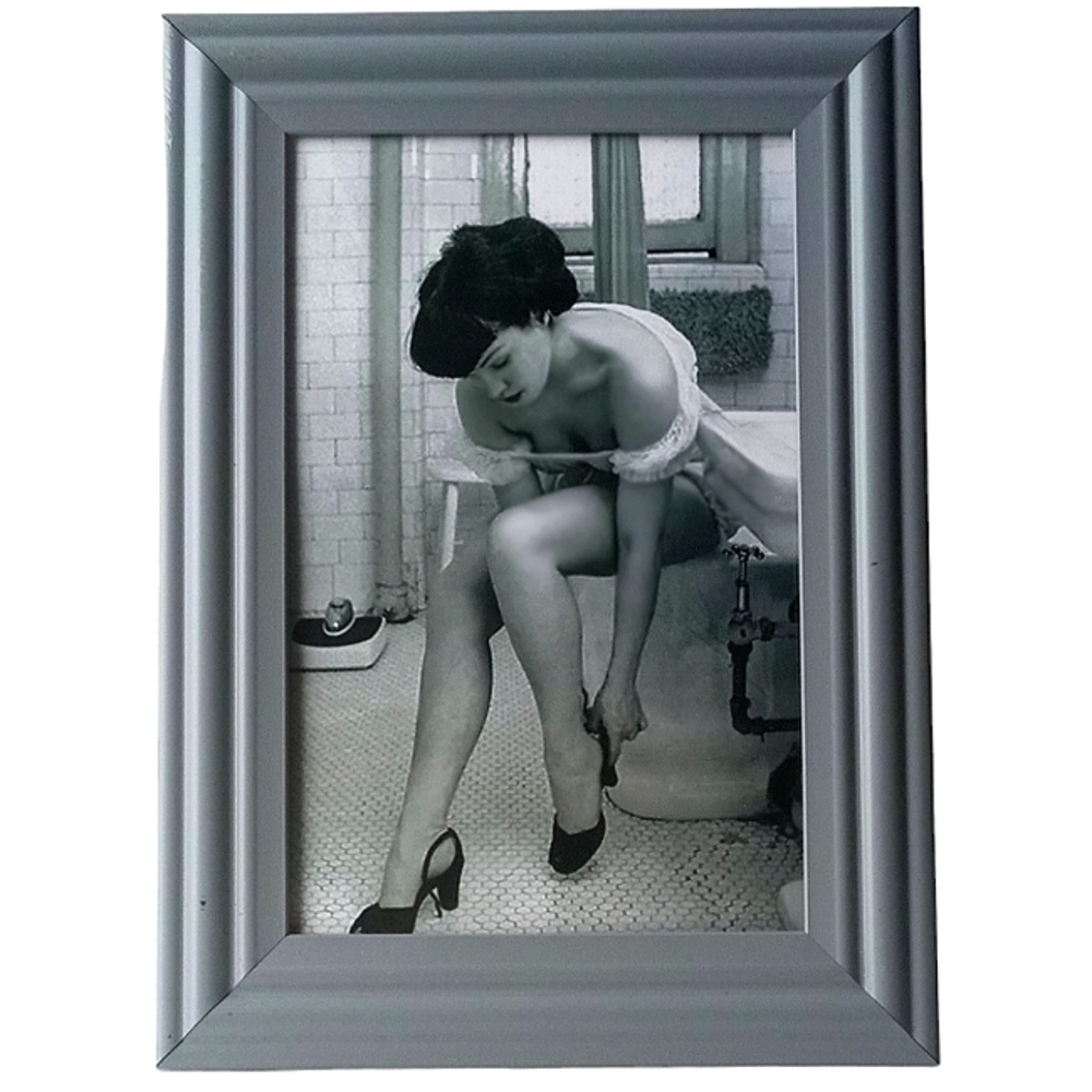 Bettie Page Pin Up Vintage Retro Rockabilly Gothic queen beauty fashion 60s goth